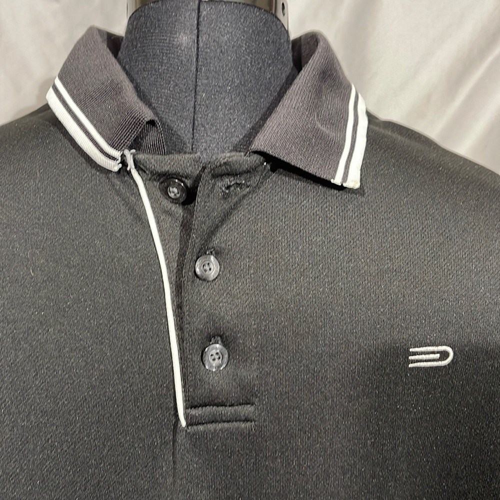 Dockers - Picture 2 of 3